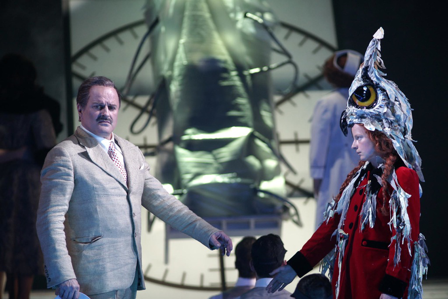 Два взгляда Театра «Реал»: в оперное прошлое и в оперное будущее