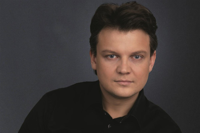 Дмитрий Попов 