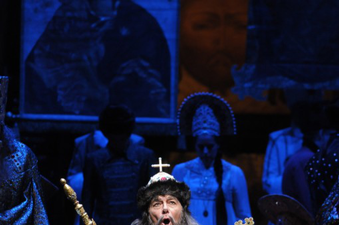 Ф.Фурланетто – Борис. Сцена из спектакля «Борис Годунов» (Лирик-опера, 2011). Фото Дэна Реста