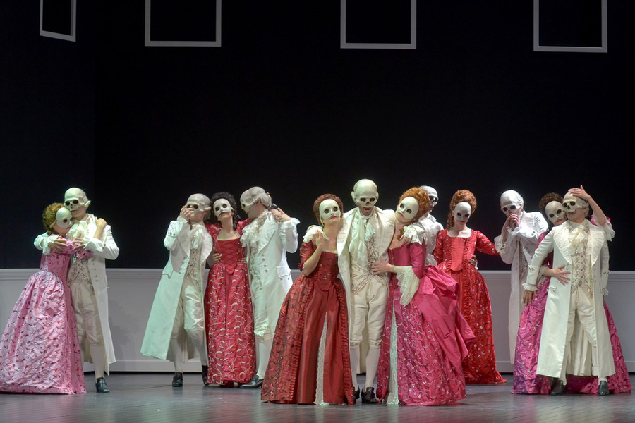 «Дон Жуан» в парижском театре Елисейских полей