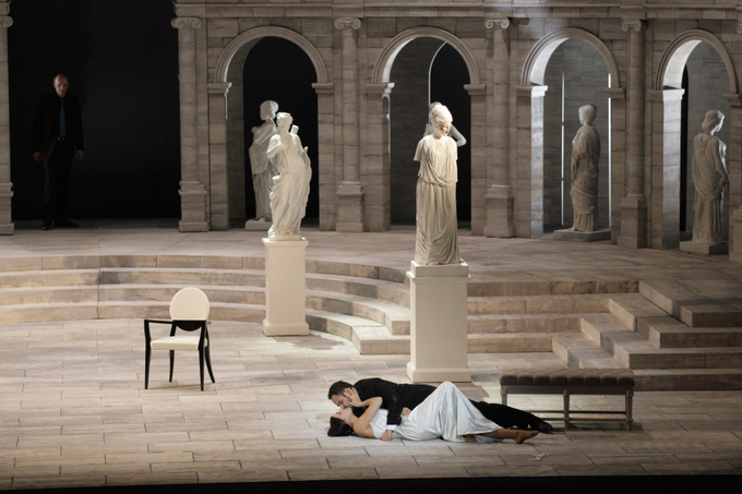 «Манон Леско» в Латвийской Национальной опере. Автор фото — Janis Deinats